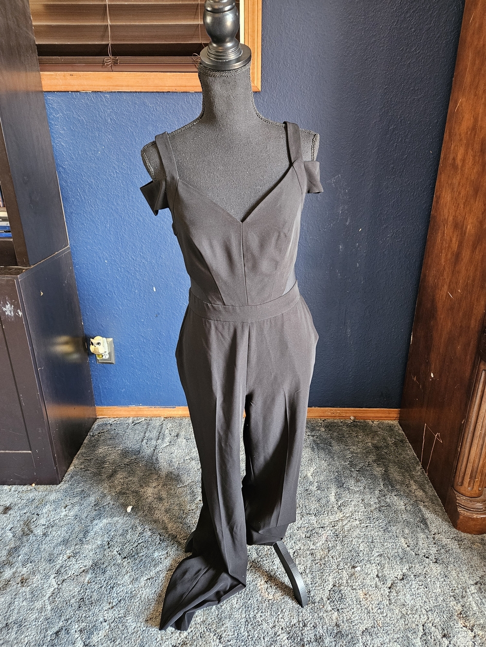 Laundry By Shelli Segal Black Cold-Shoulder Wide-Leg Jumpsuit small